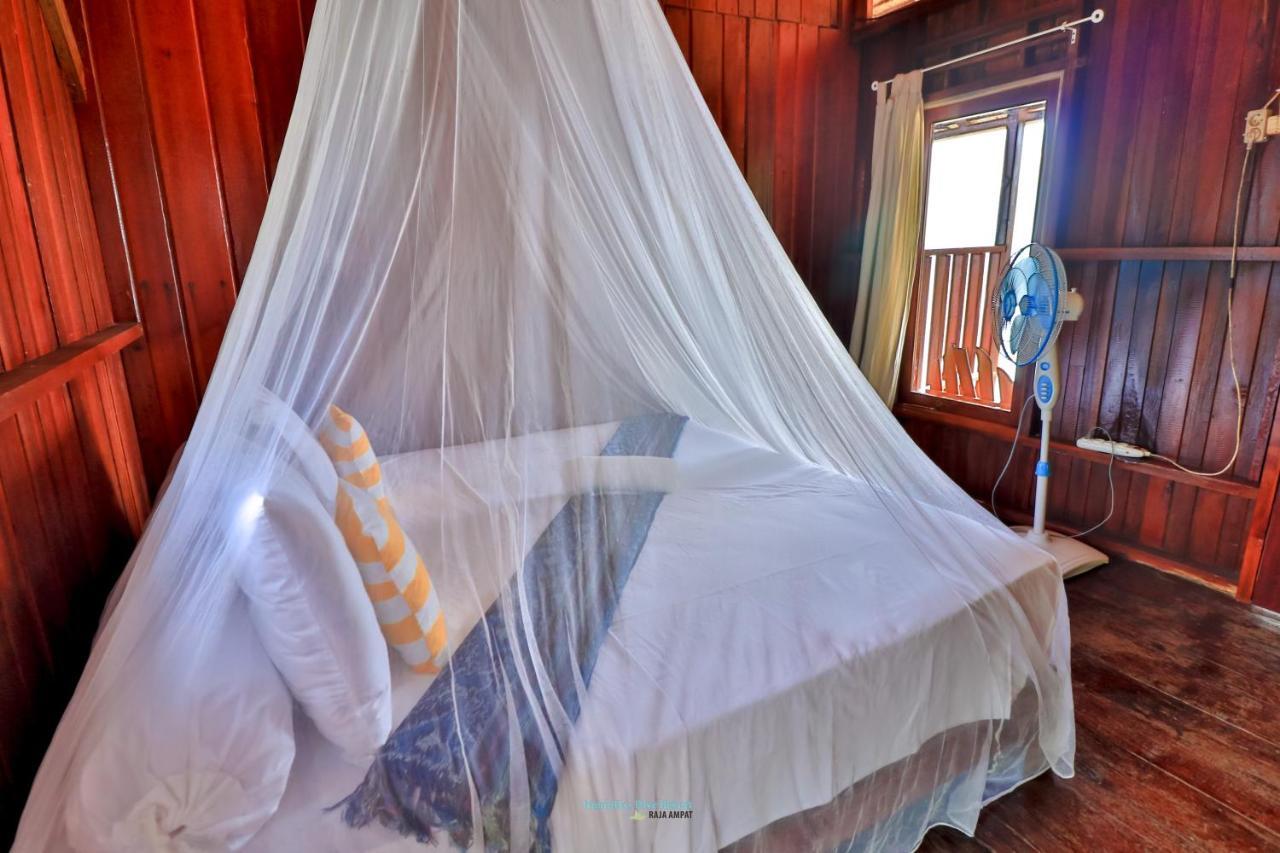 Hamueco Dive Resort Raja Ampat Rabia Buitenkant foto